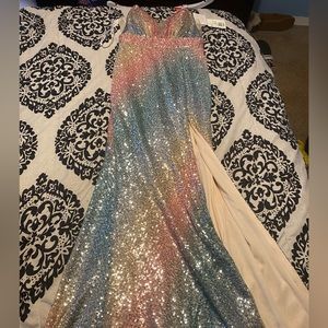 size 2 prom/formal dress from david’s bridal multi color